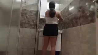 16299852