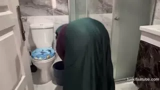 18973476