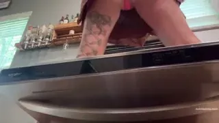 38085528