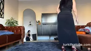43423098