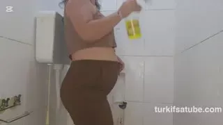 44931570