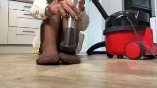 52176593